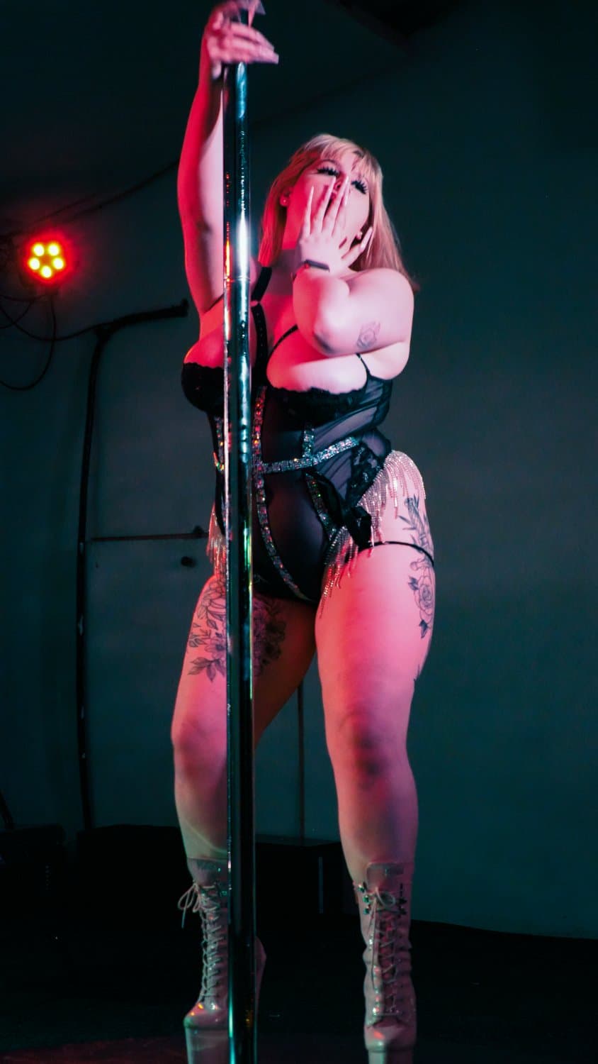 What music would you like me to dance to?