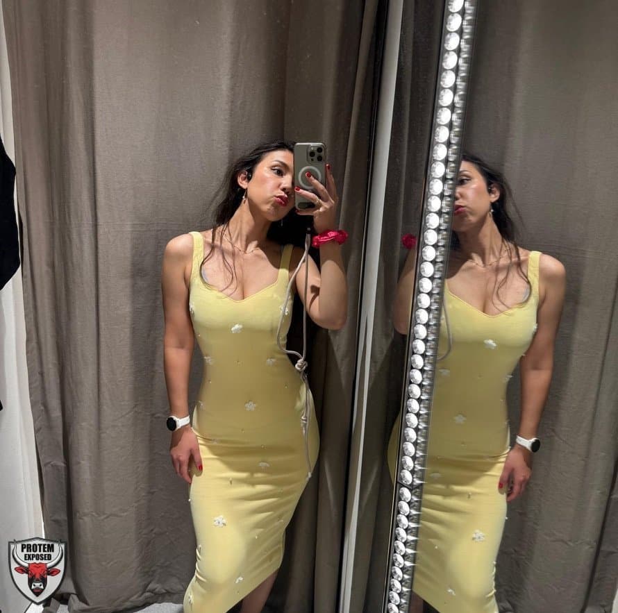 Minimum Wage - Public nudity at work