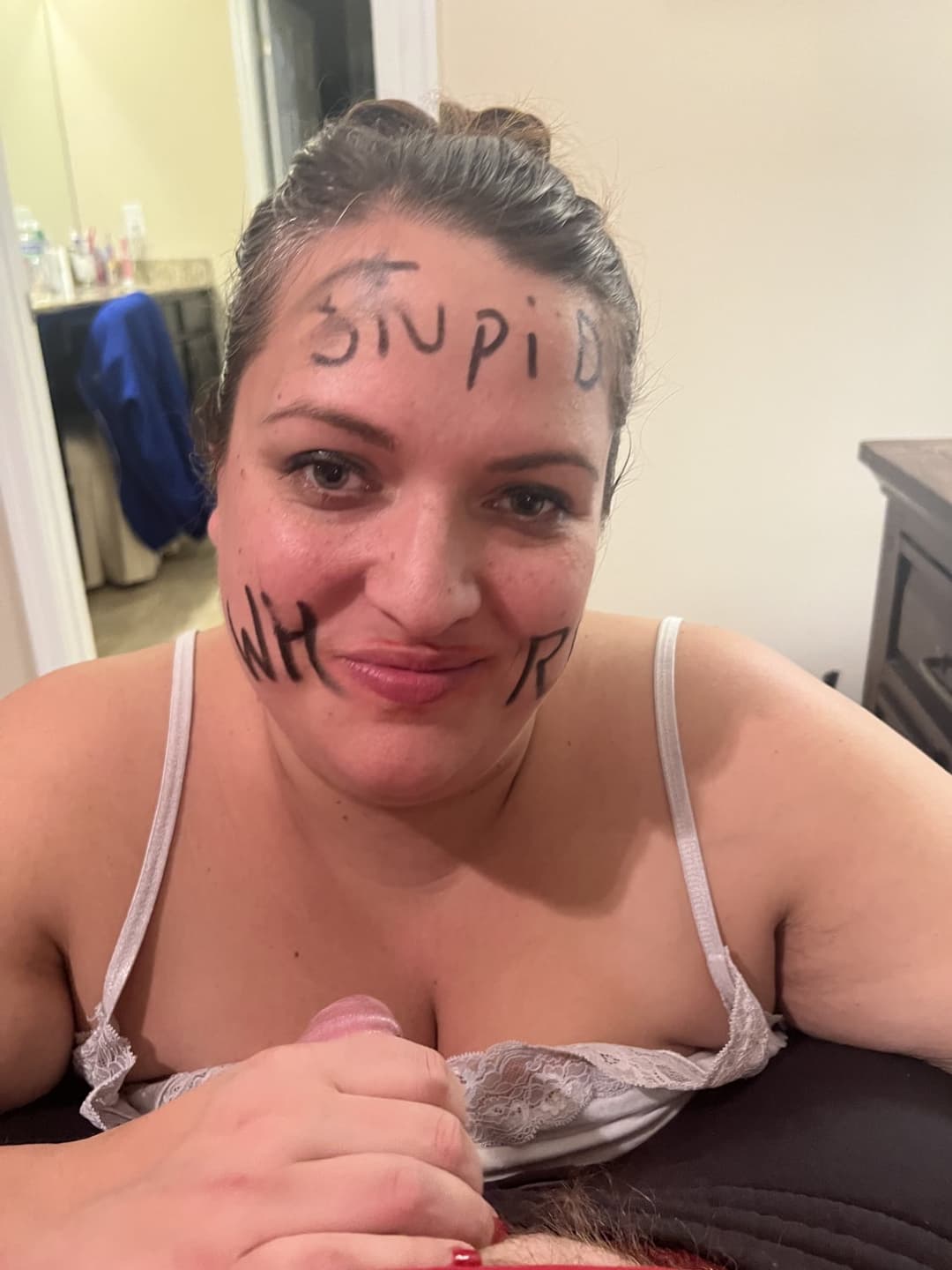 Webslut Whitney for public inspection ?????