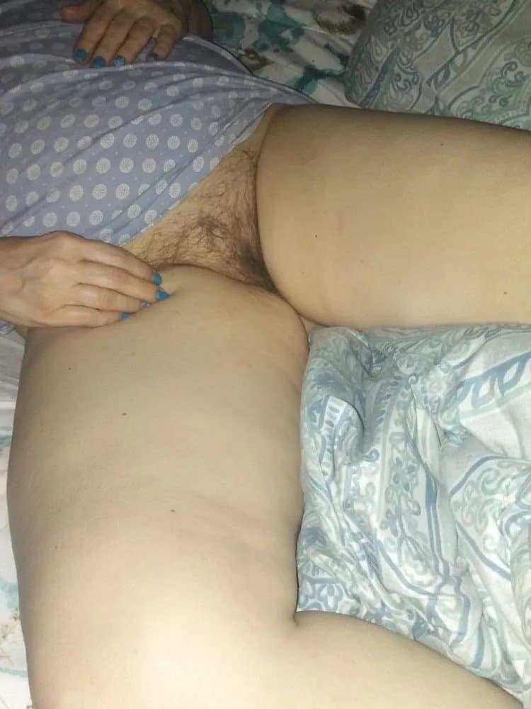 Click to view full size I wake up thinking I wish I had my cub in bed today rather than my fat wife
