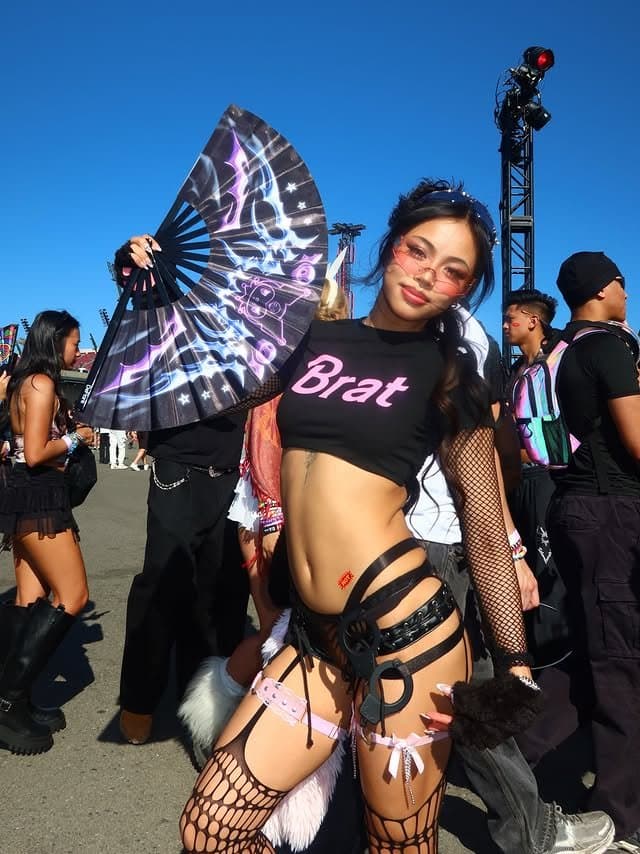 Sexy phat ass ABG teen Noelle