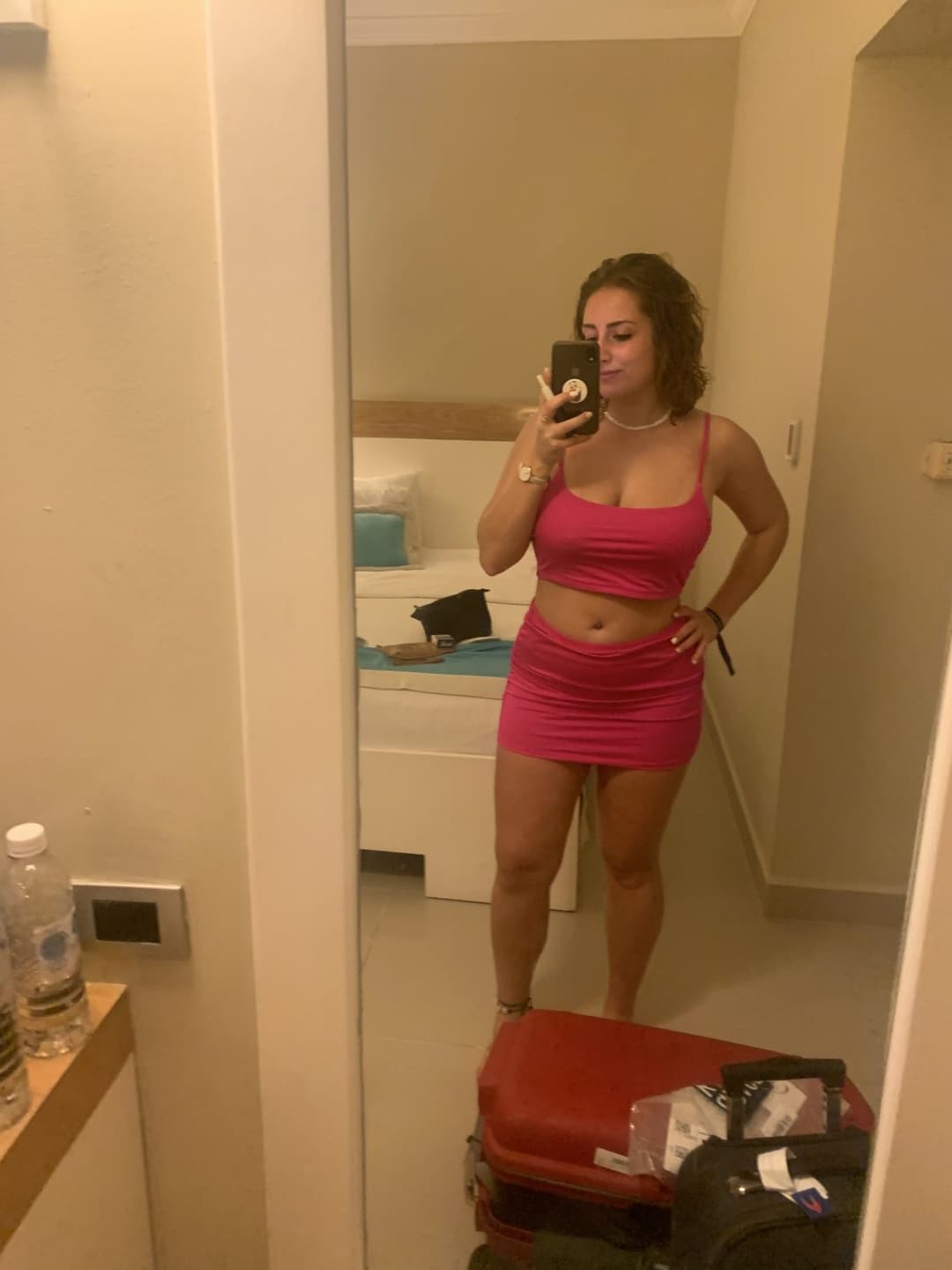 Who is this girl? PAWG Italian Girl Reddit