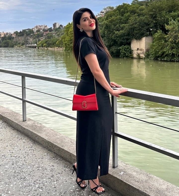 Sexy glamour feet pedicure woman