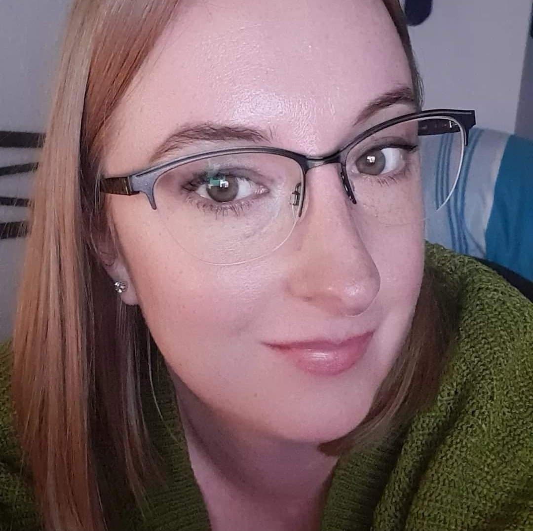 Geile Fotzen aus meiner Familie für freies Reposting