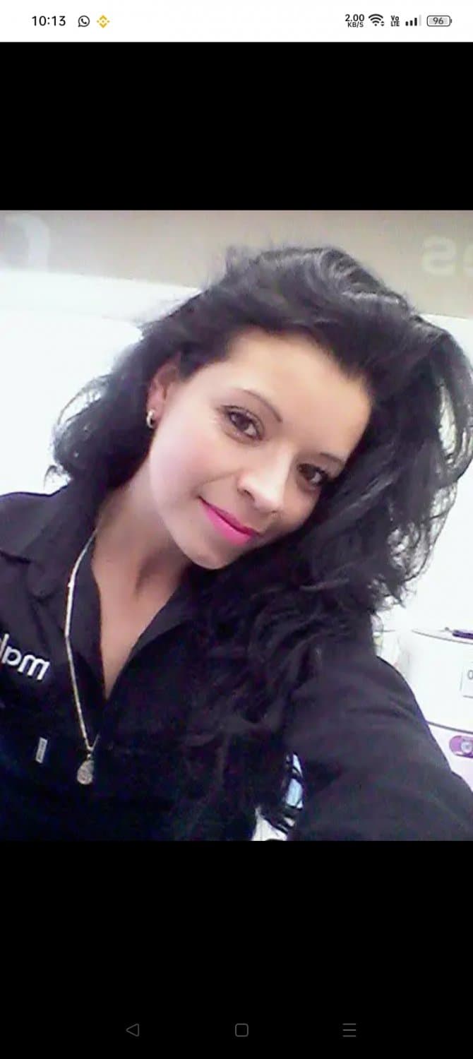 Vendedora mexicana sexi de Elektra