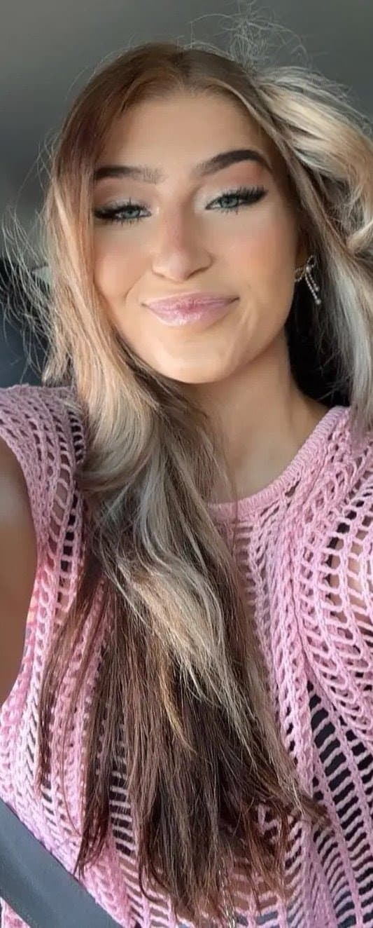 Hot slutty blonde party chic wants you to goon to her skanky whore body