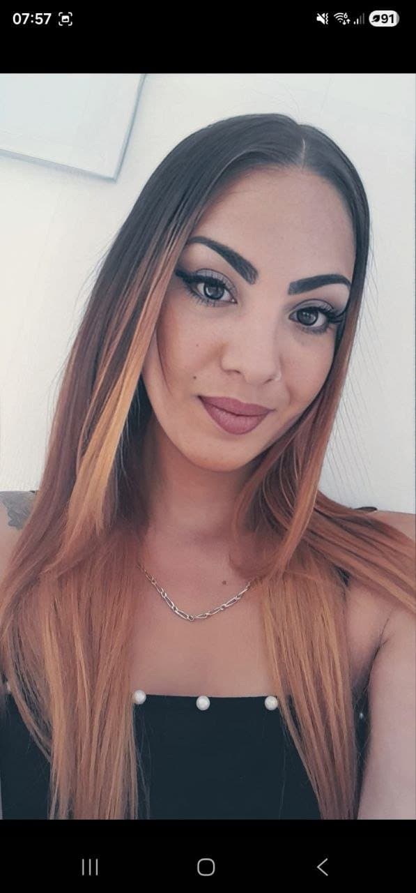 Ma grosse pute de tante qui se fais trib par plusieur gars