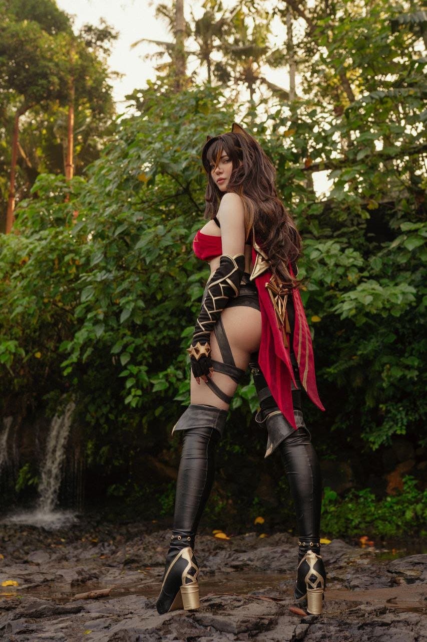 Alina Becker.- Dehya