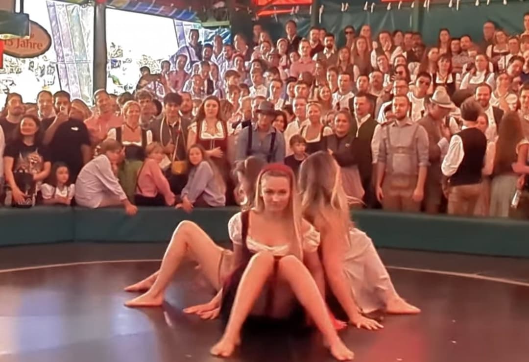 Click to view full size Devils Wheel Upskirts Pt. 2