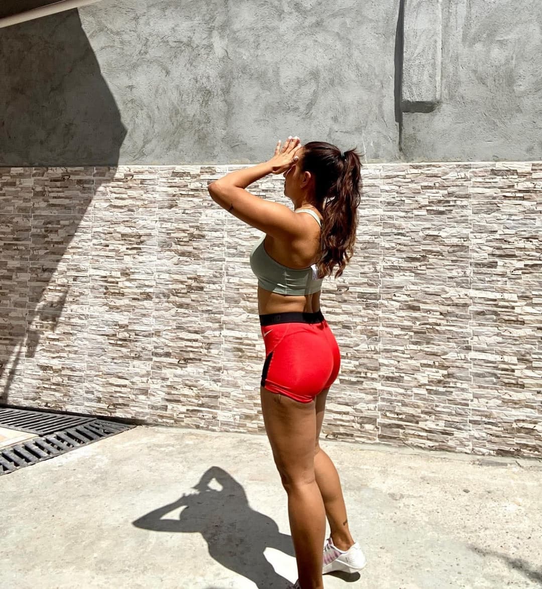 Perrita de calle 7 Panama Bikinis ?