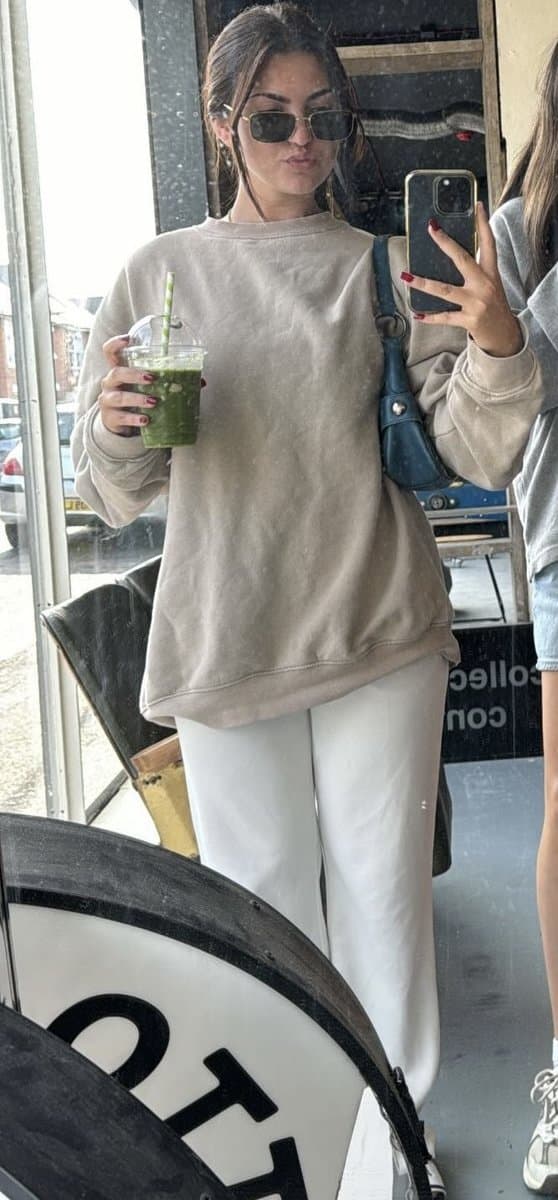 College whore loves making out and bending over on vacation