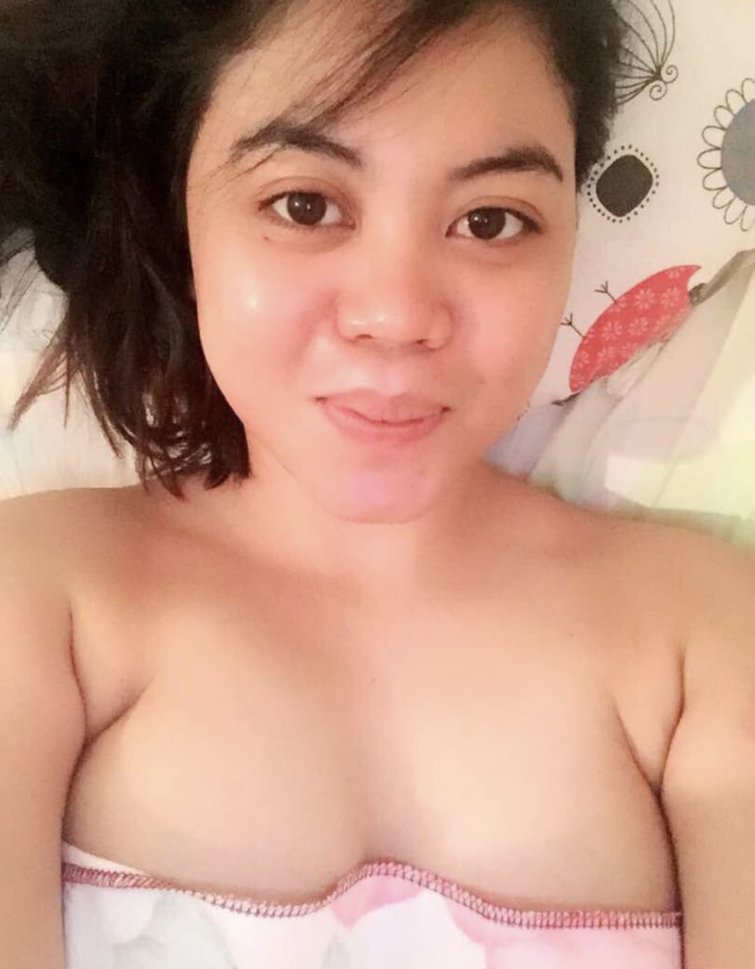 Click to view full size malay hijab indonesia muslim milf cantik