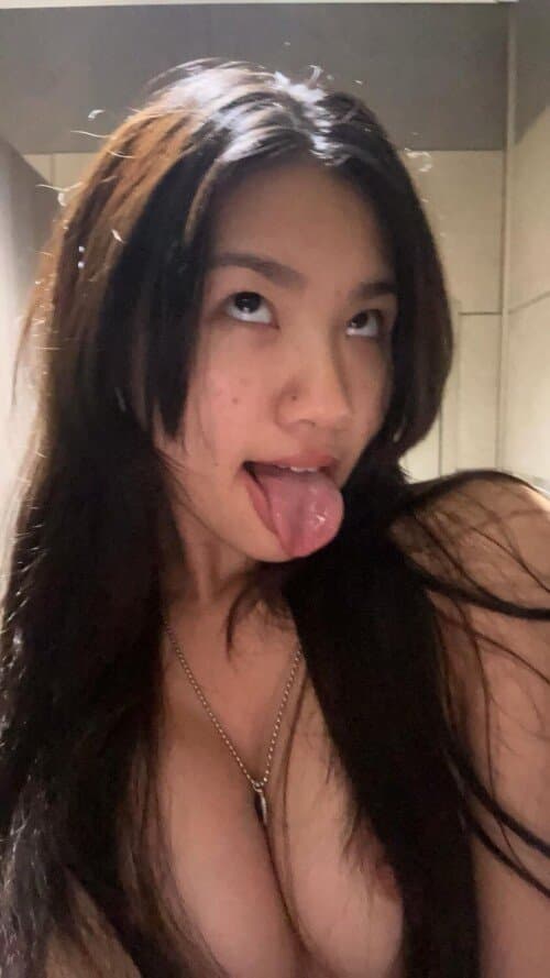 She loves cum and huge cock. Goon Slut. Ahegao teen.