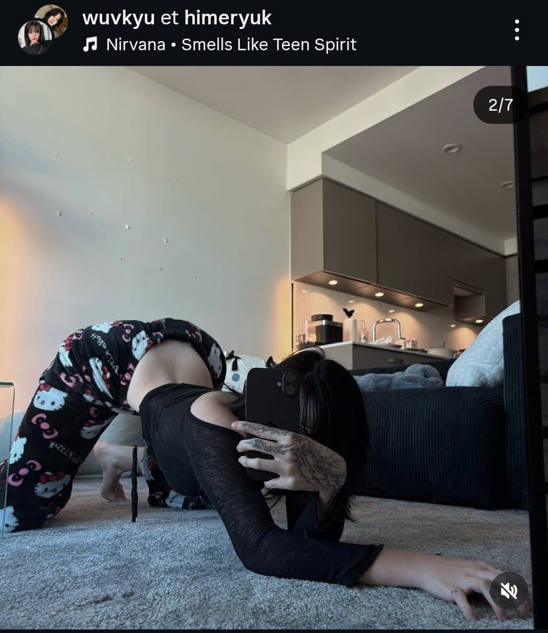 Ass x feet view ?????