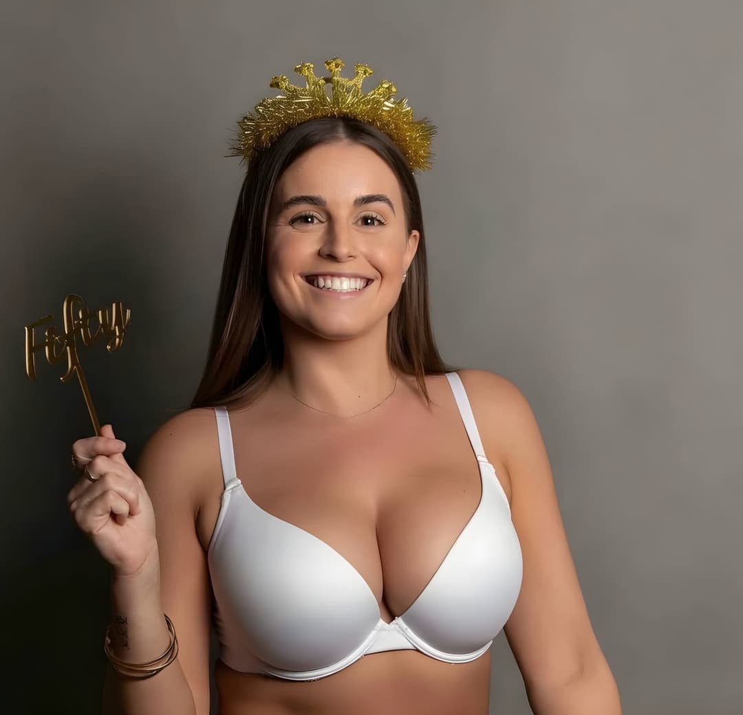 Beautiful Amy Morris Needs Cock and Cum Inside Her Holes