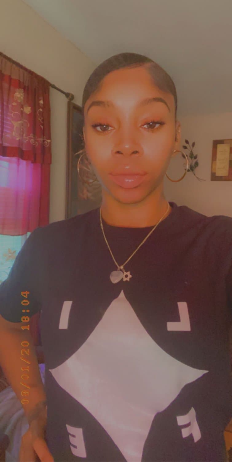 just wanna cum all over this black thot