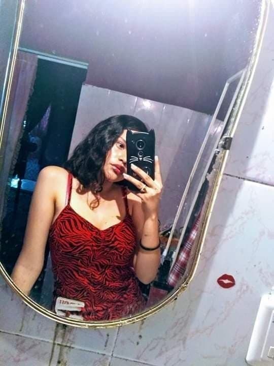 Mi putita personal chicos si ven esto porfavor eyaculemos todos sobre las fotos de mi putita sucia