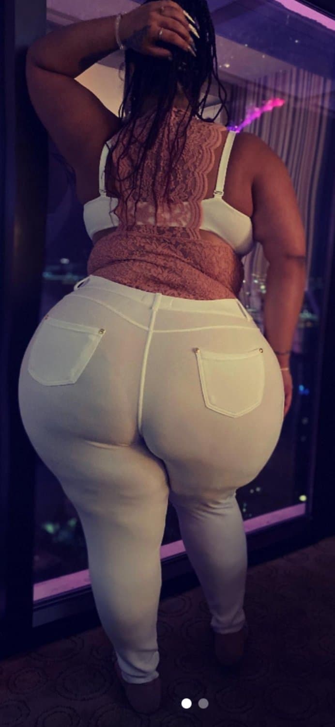 M3GA FAT A$S MaMi !!!!