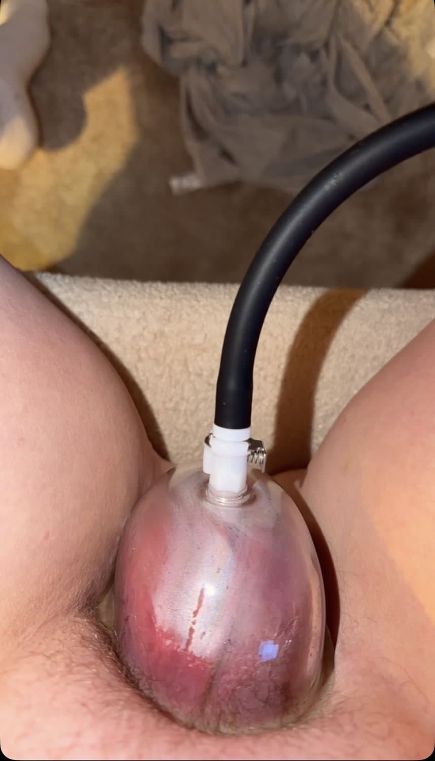 Ivy M with the pussy pump