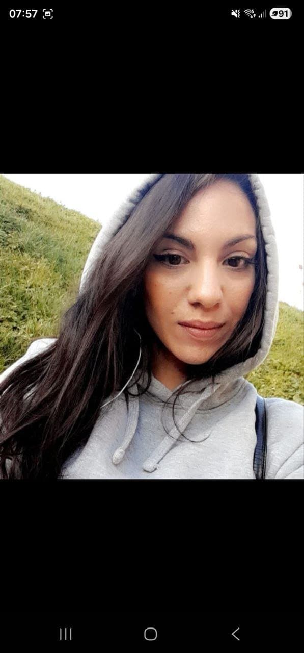 Ma grosse pute de tante qui se fais trib par plusieur gars