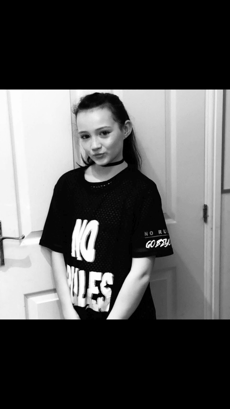 Mother and sexy teen daughters