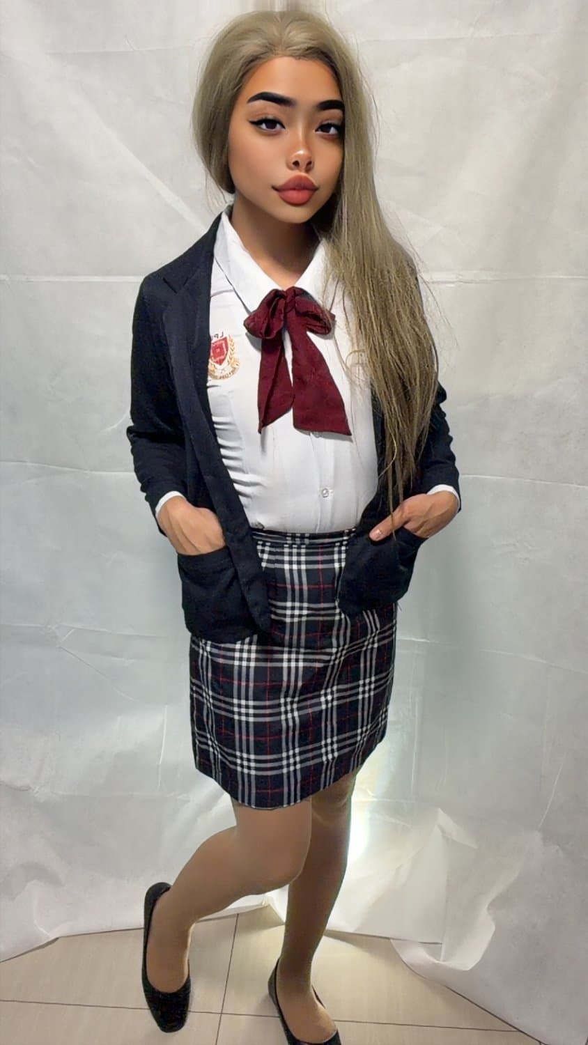 Upskirt Lyceum shs pinay trans student