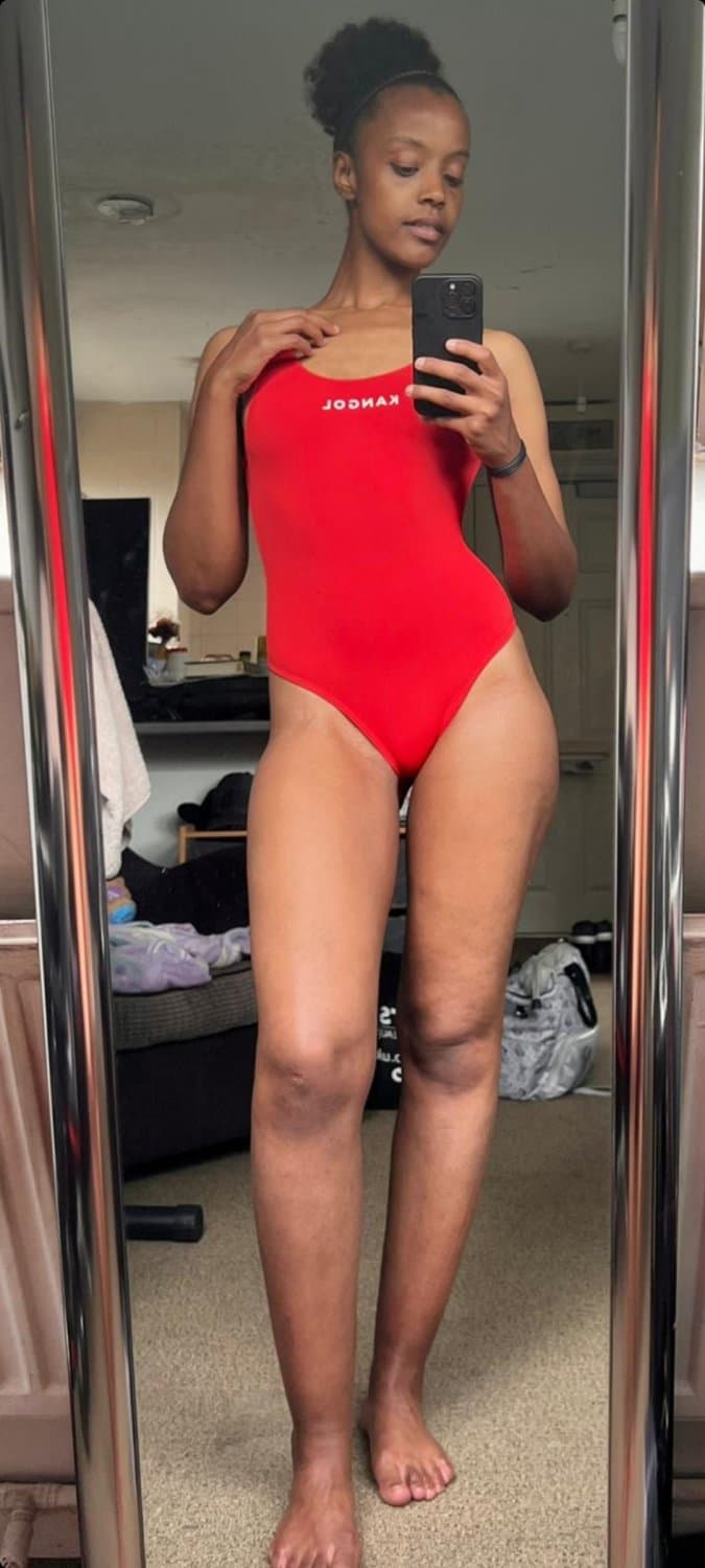 Beautiful big booty Sexy Somali teen in thong and naked twerk on live