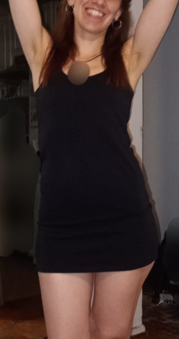 Maira Passe, esposa caliente ama que otros la vean.