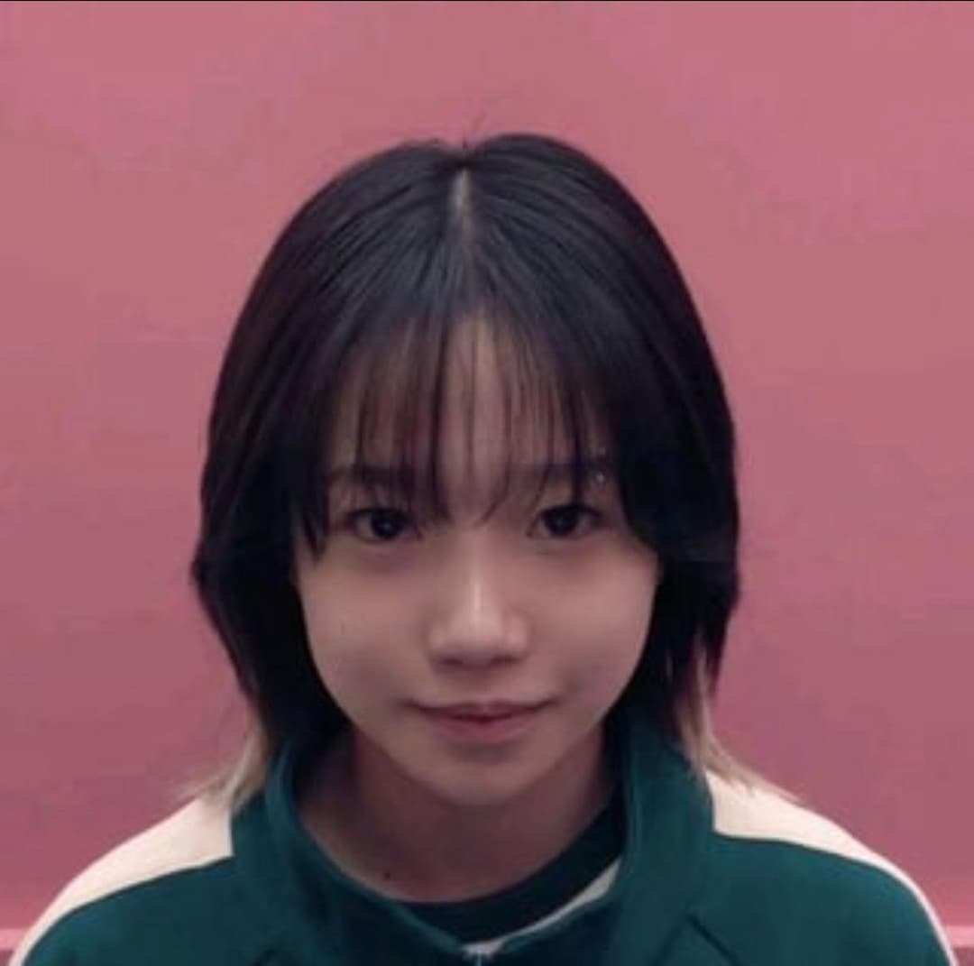 Dm to goon to any all of us are dead or squid game girl