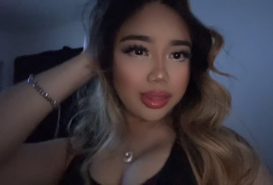 Click to view full size Sexy petite ABG teen Cece