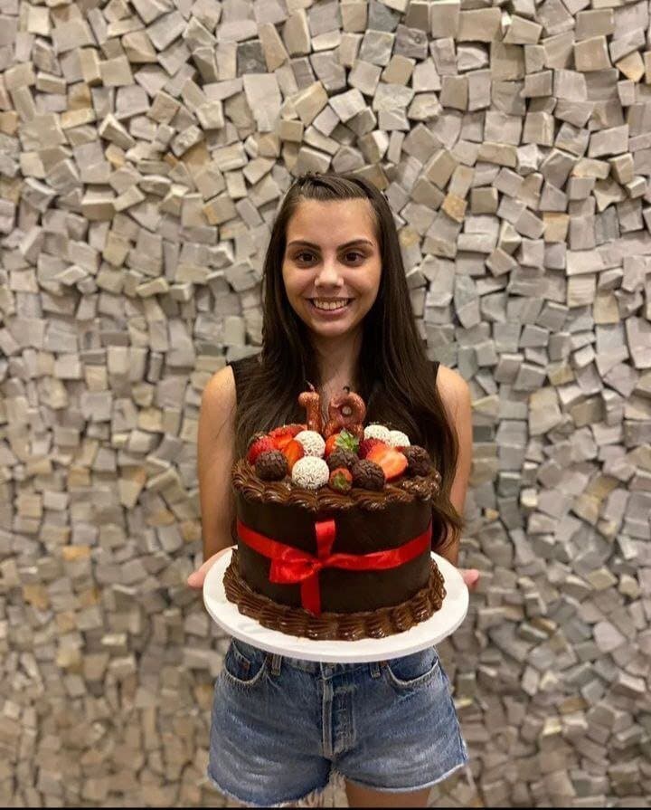 Novinha peituda vazada