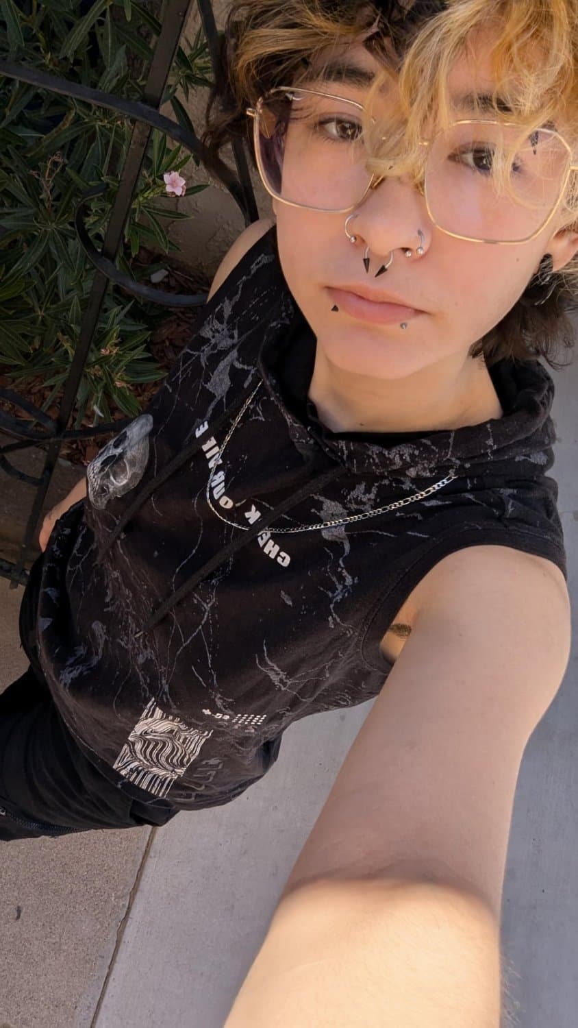 Tomboy short Hair Dyke stud Ren