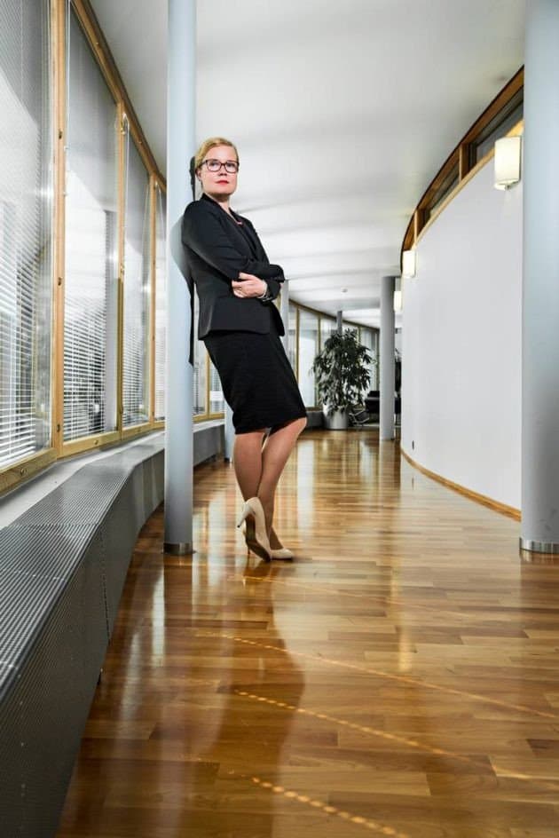 Click to view full size Blonde, Short hair