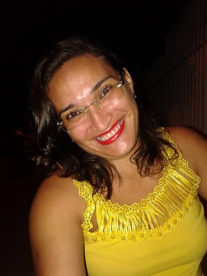 tia Leninha, a tia puta do meu amigo