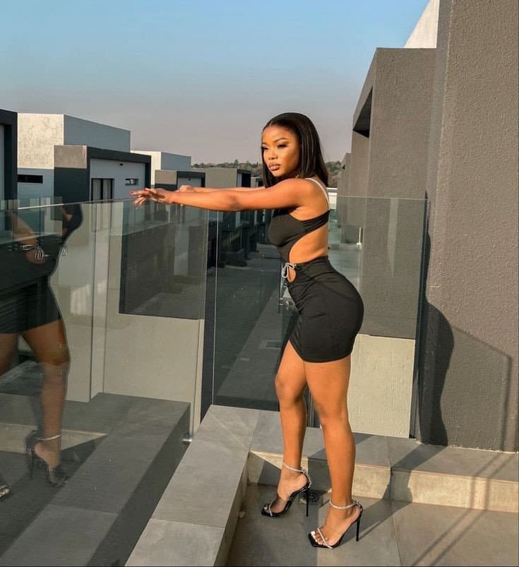 slim-thick-v0-eydd0ko8u5ba1