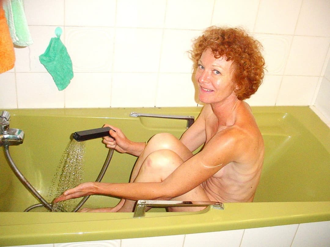 Mature swiss redhead wife shower time