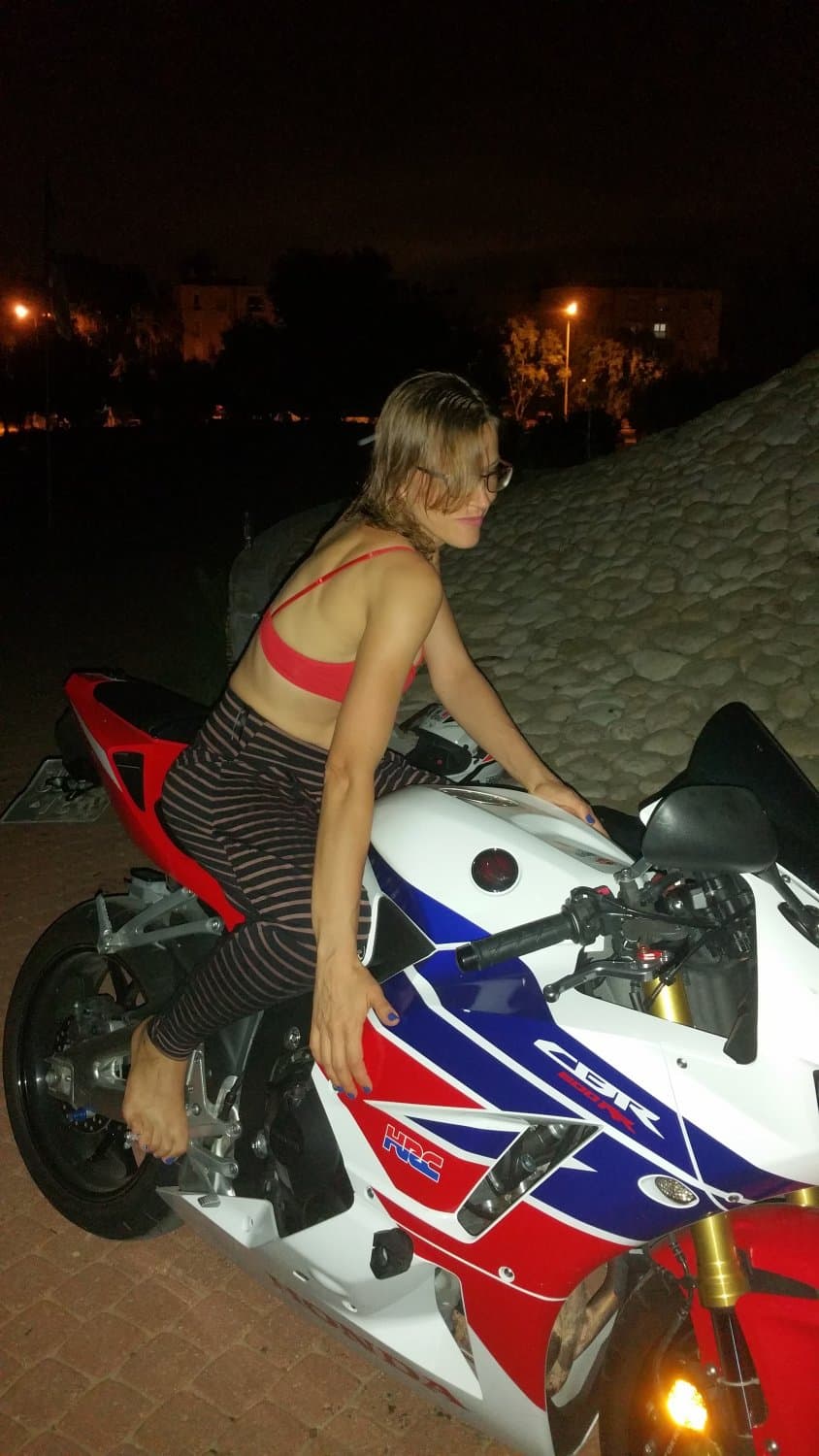 Boss on Bke Fucks Irina Secretary