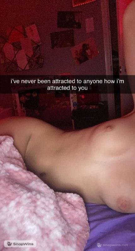 Natalie and Lauren College Roommates