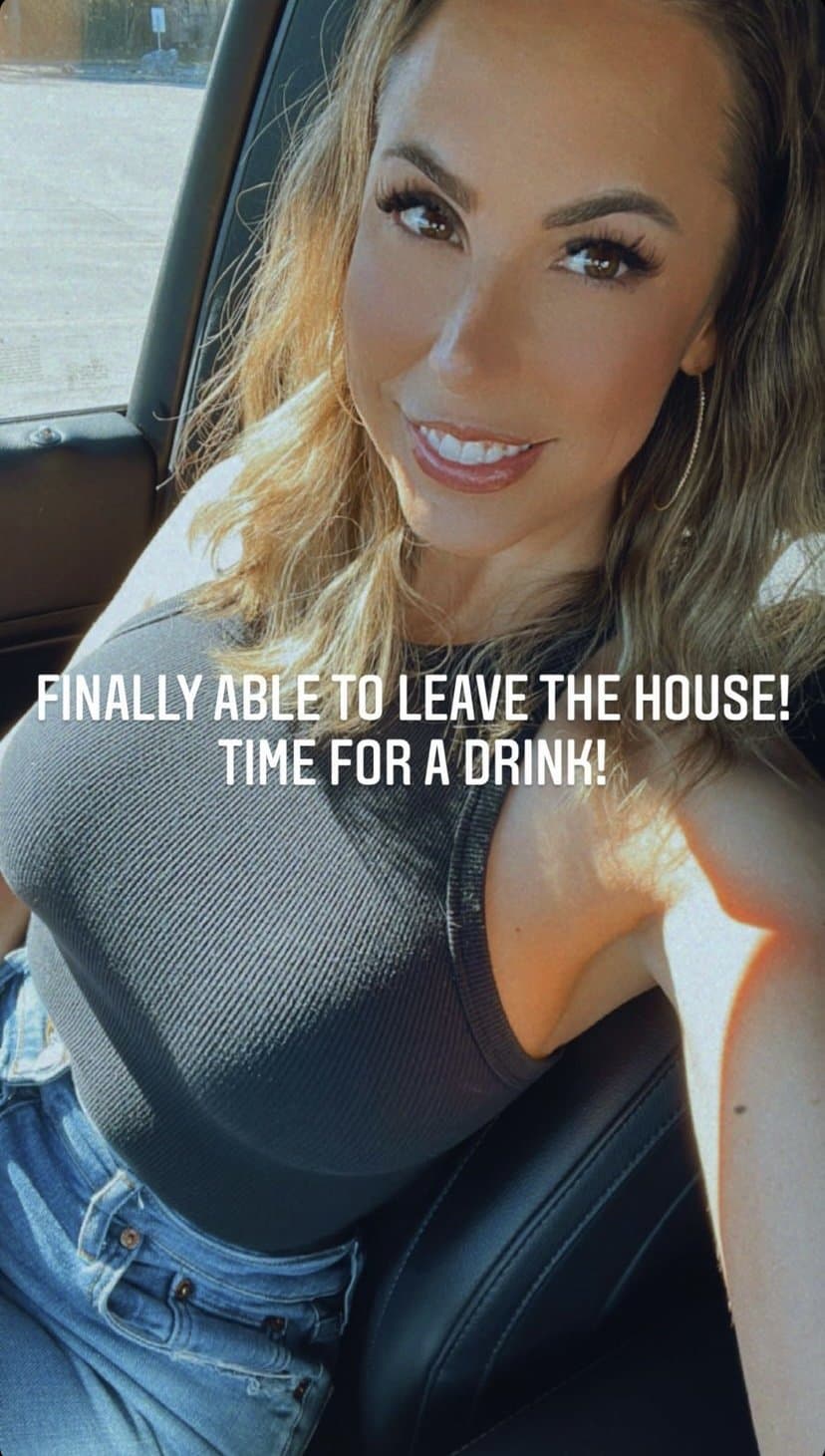 Click to view full size Texas milf Robyn fields