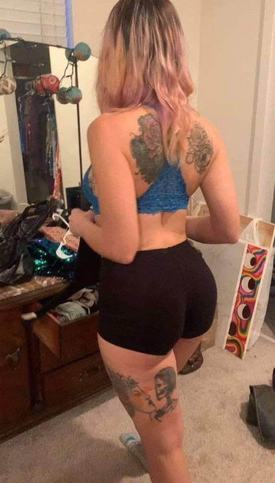 Kim used. Kik sugarbomb111 to be used like her. Girls Dm