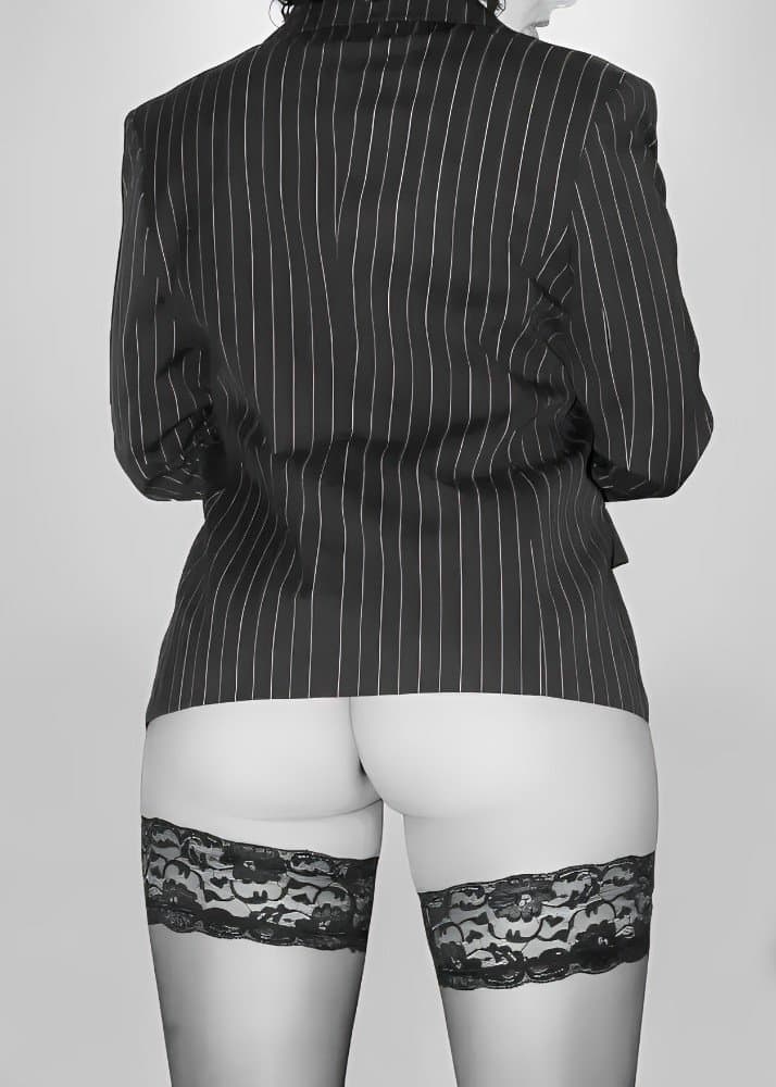 Click to view full size B&W Erotic Art