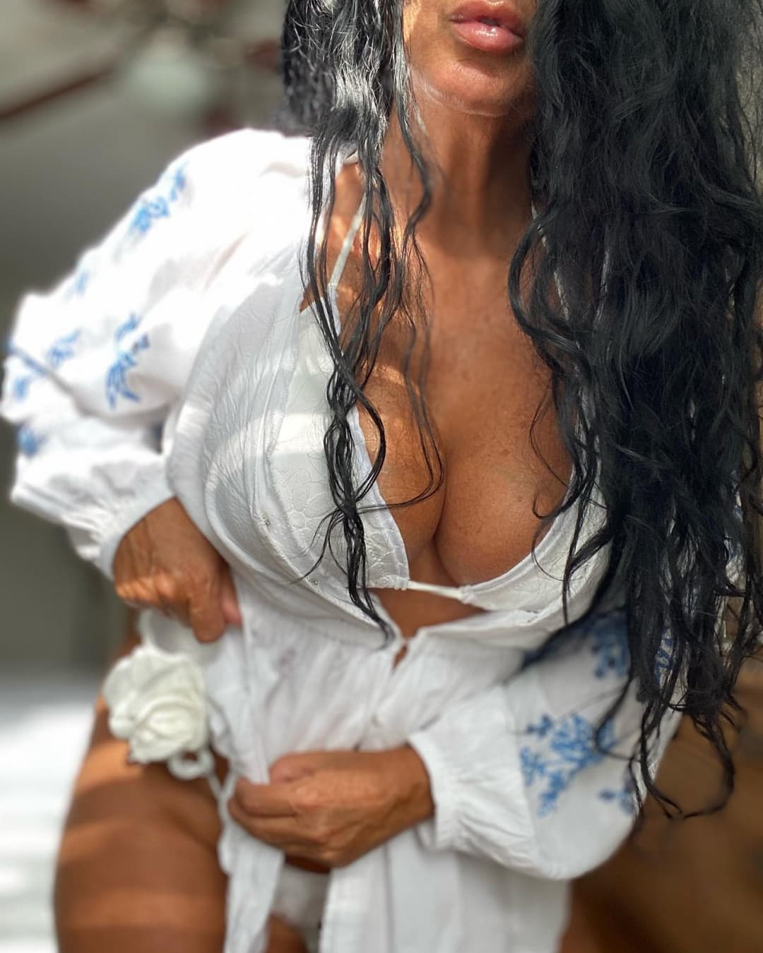 Milf with the best dick sucking lips