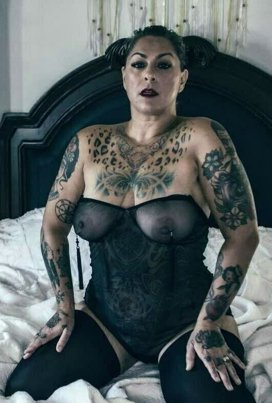 Danielle Colby Big Luscious Breast & Hot Juicy Thick Ass Has Me Leaking ?? Vol 2