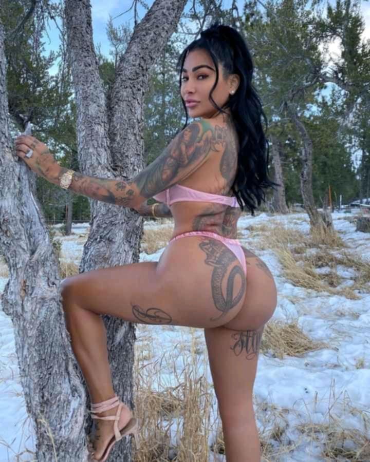 Mary Zary Bonita Springs Fla waitress Cocunut Jack Waterfront Grill