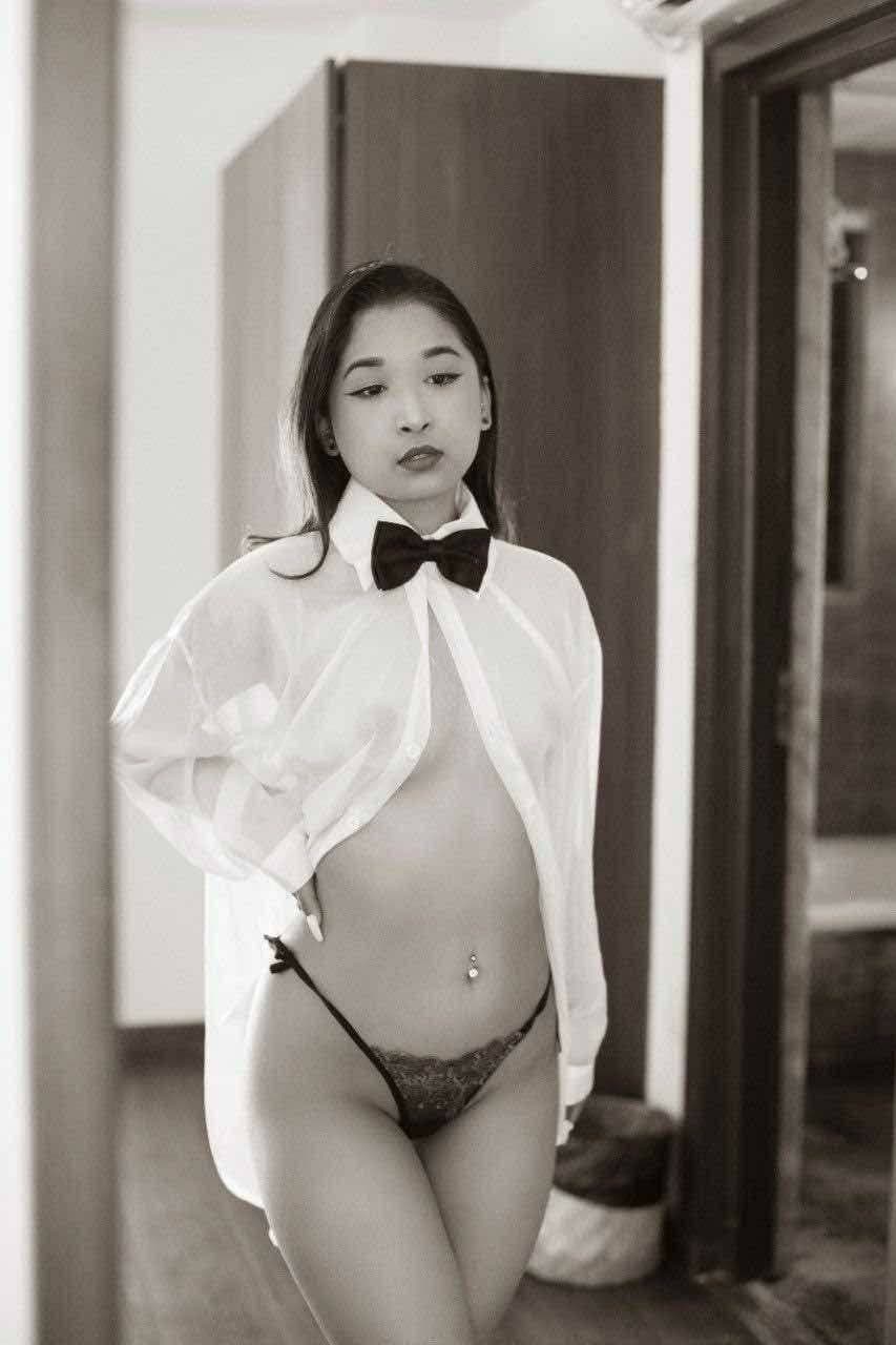 nepali nude modeling