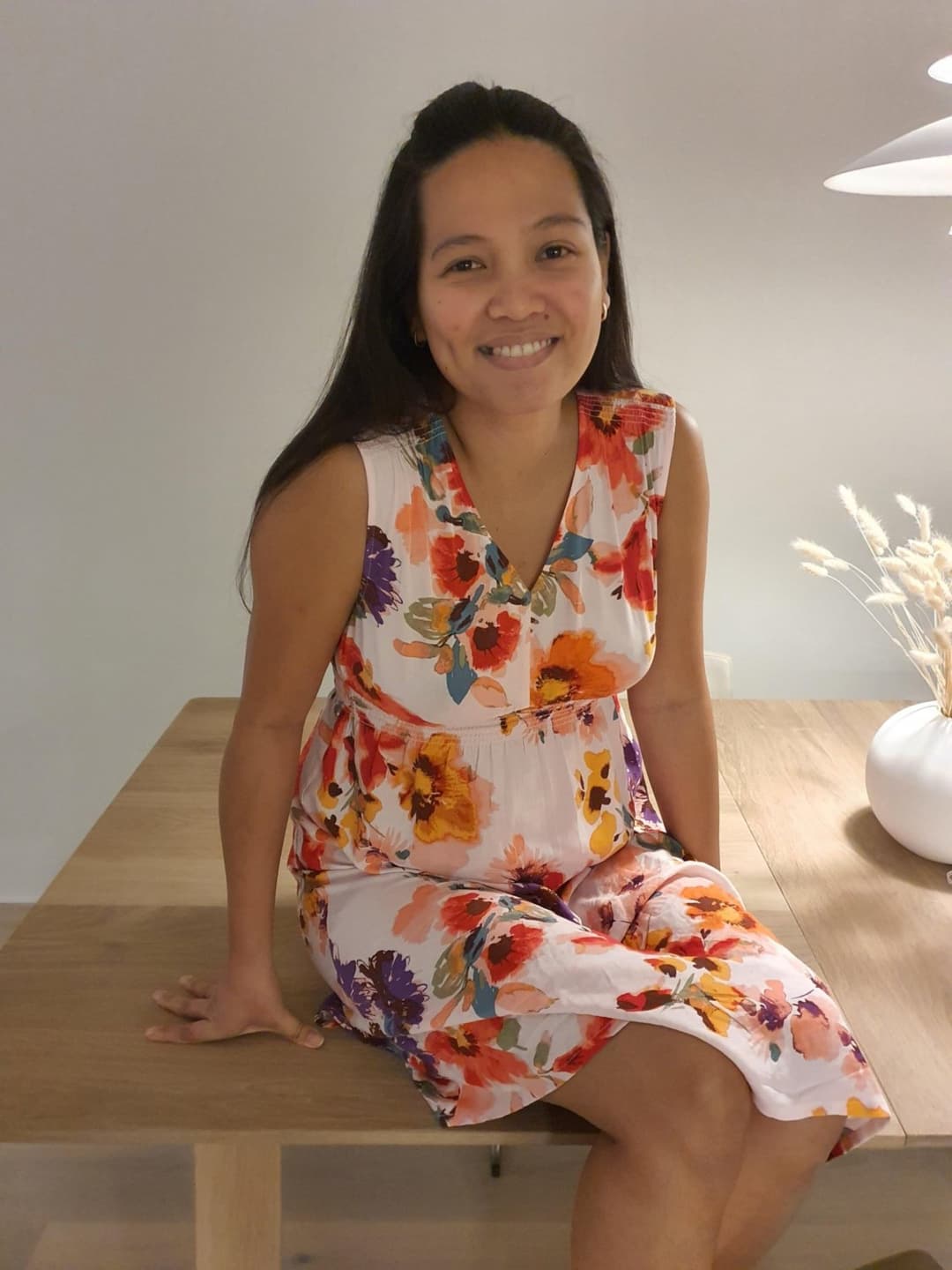 40 yr milf Filipino slut loves to be seen