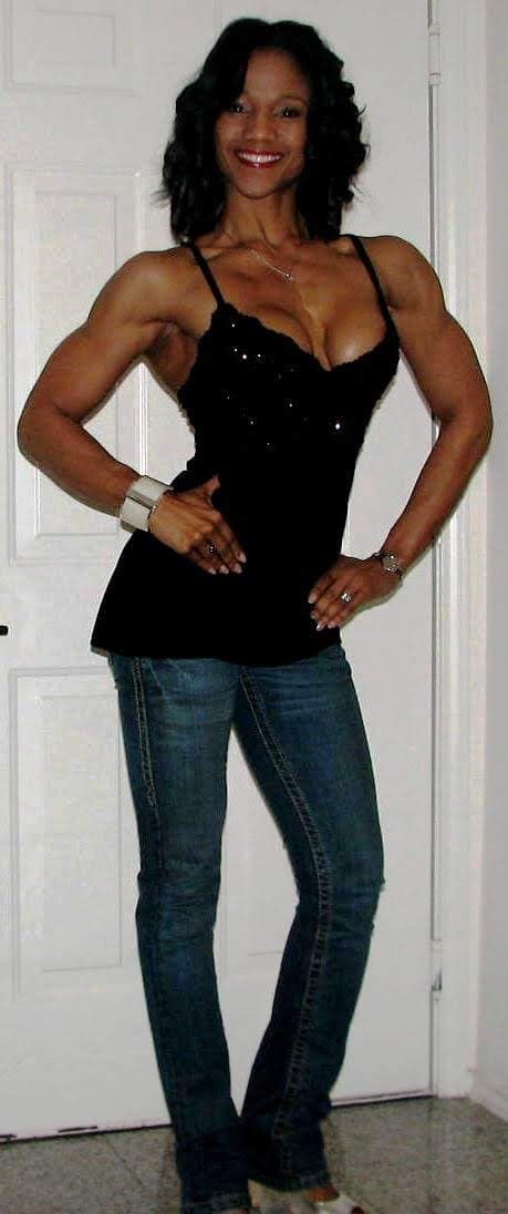 Dawn is a Horny Webslut