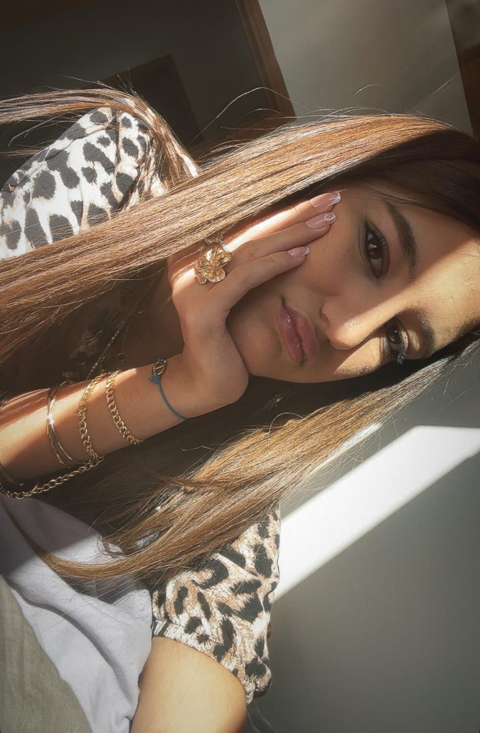 Francaise maigre au petit cul sexy