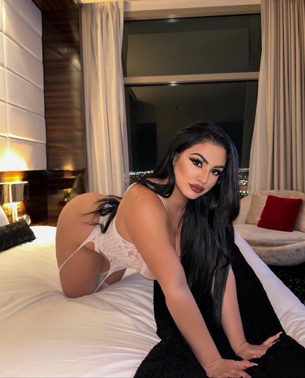 Slut swallows huge load paki/bengali/arab (check bio)