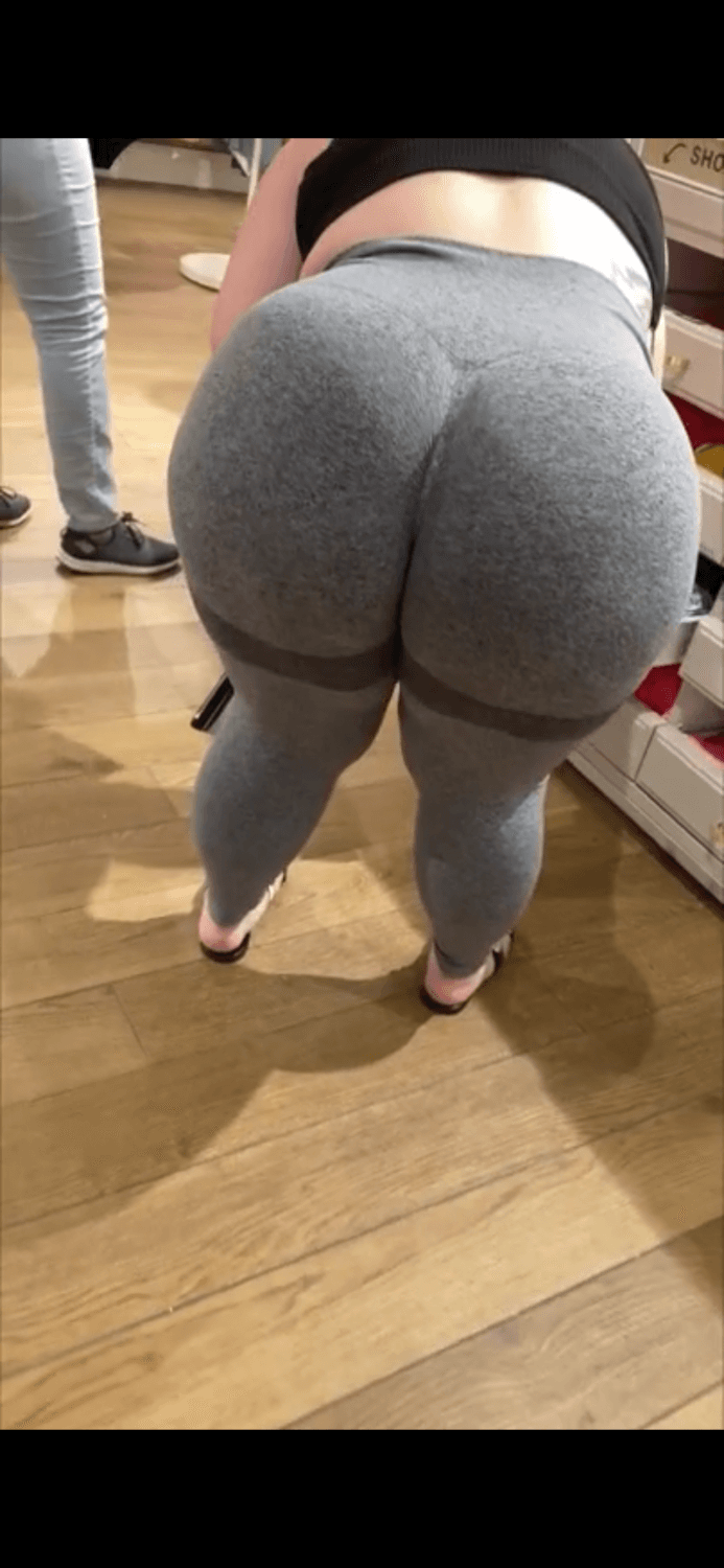 Fat ass BBW panties shopping and teasing in tight grey leggings